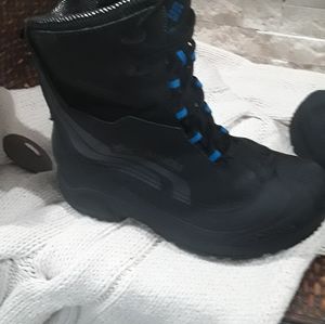 Winter boots